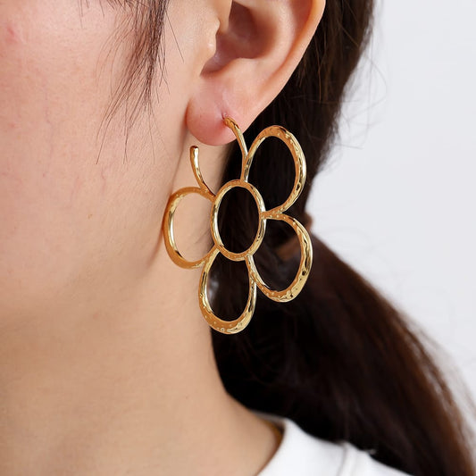 Blüten-Creolen in Gold