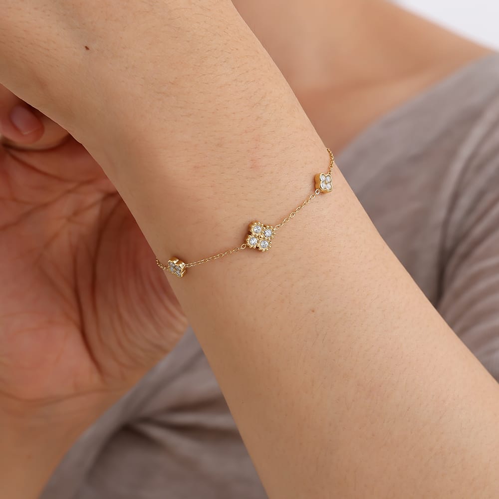 Kleeblatt-Armband mit Zirkonia Steinen