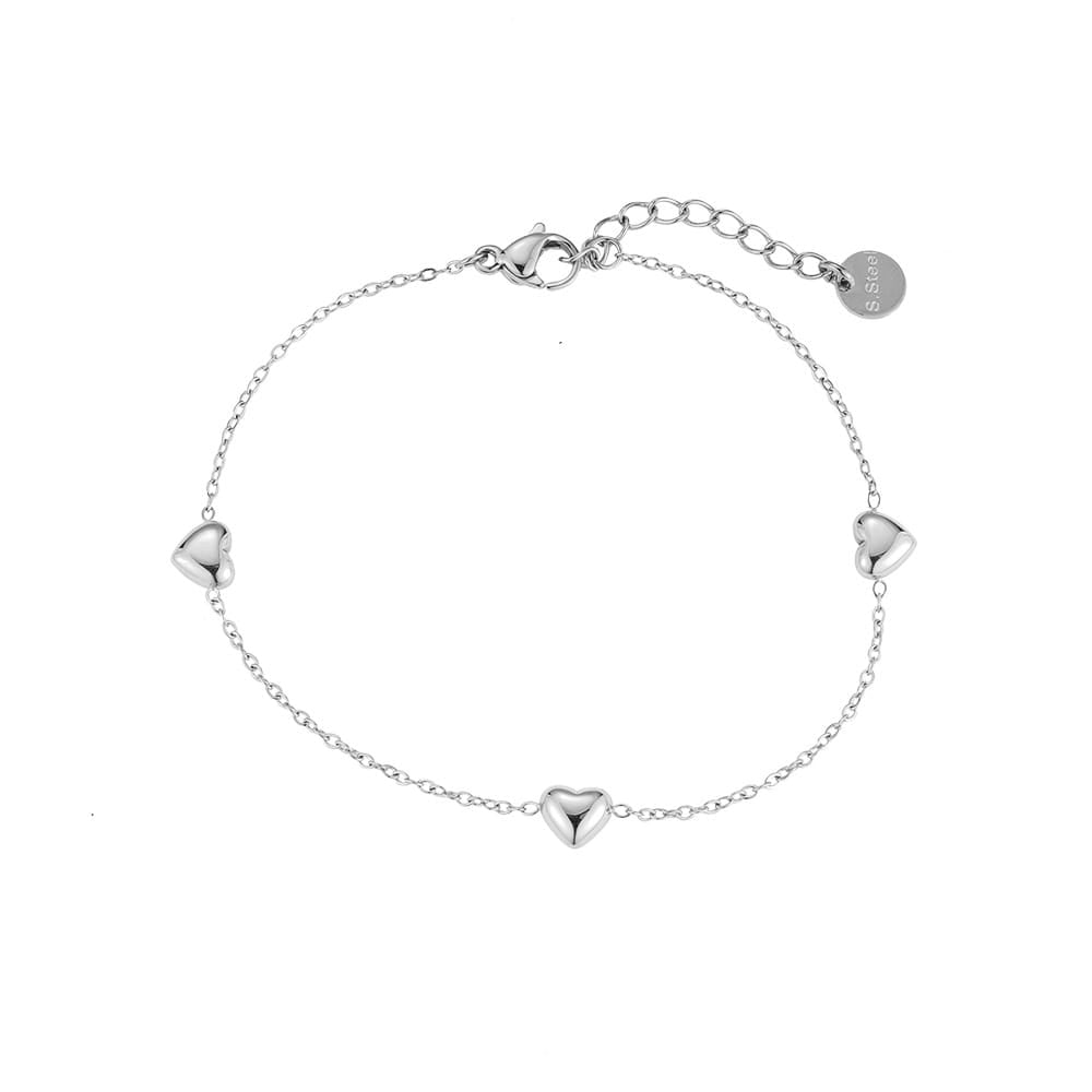Zartes Armband mit dreidimensionalen Herz-Charms
