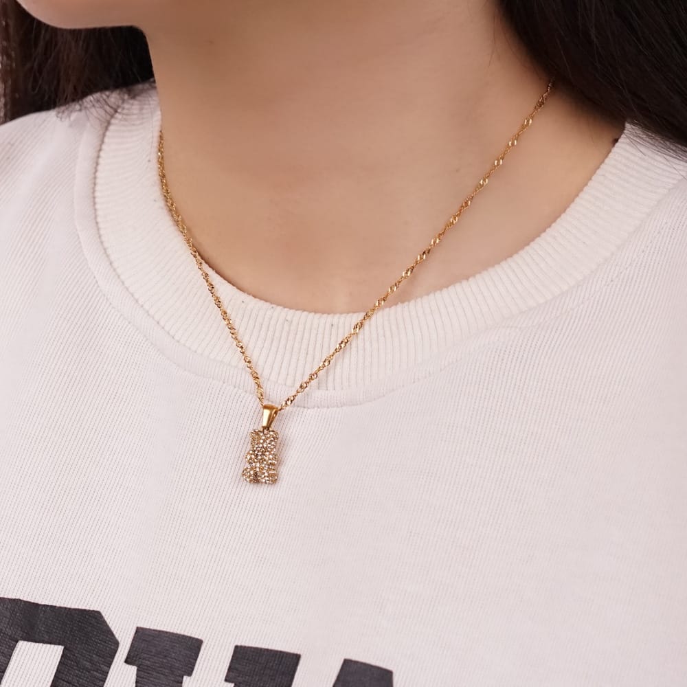 Glitzernder Bären-Anhänger aus Gold