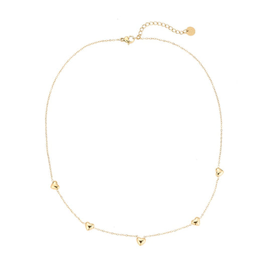 Zarte Halskette mit kleinen Herz-Anhängern