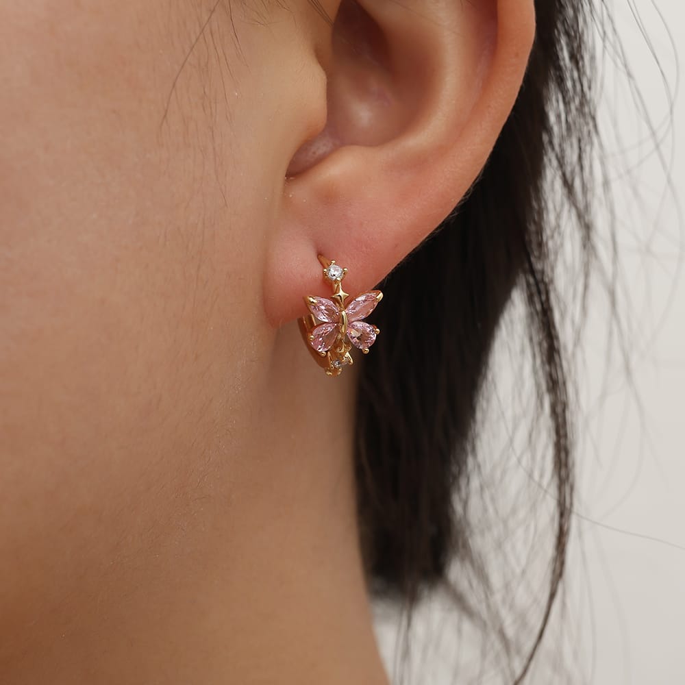 Creolen mit funkelndem Schmetterlings-Motiv